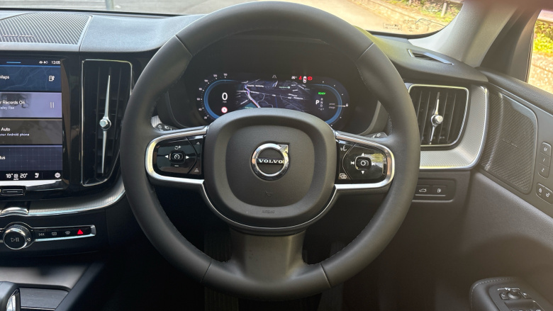 Volvo XC60 2.0 T6 [350] RC PHEV Plus Dark 5dr AWD Geartronic Estate